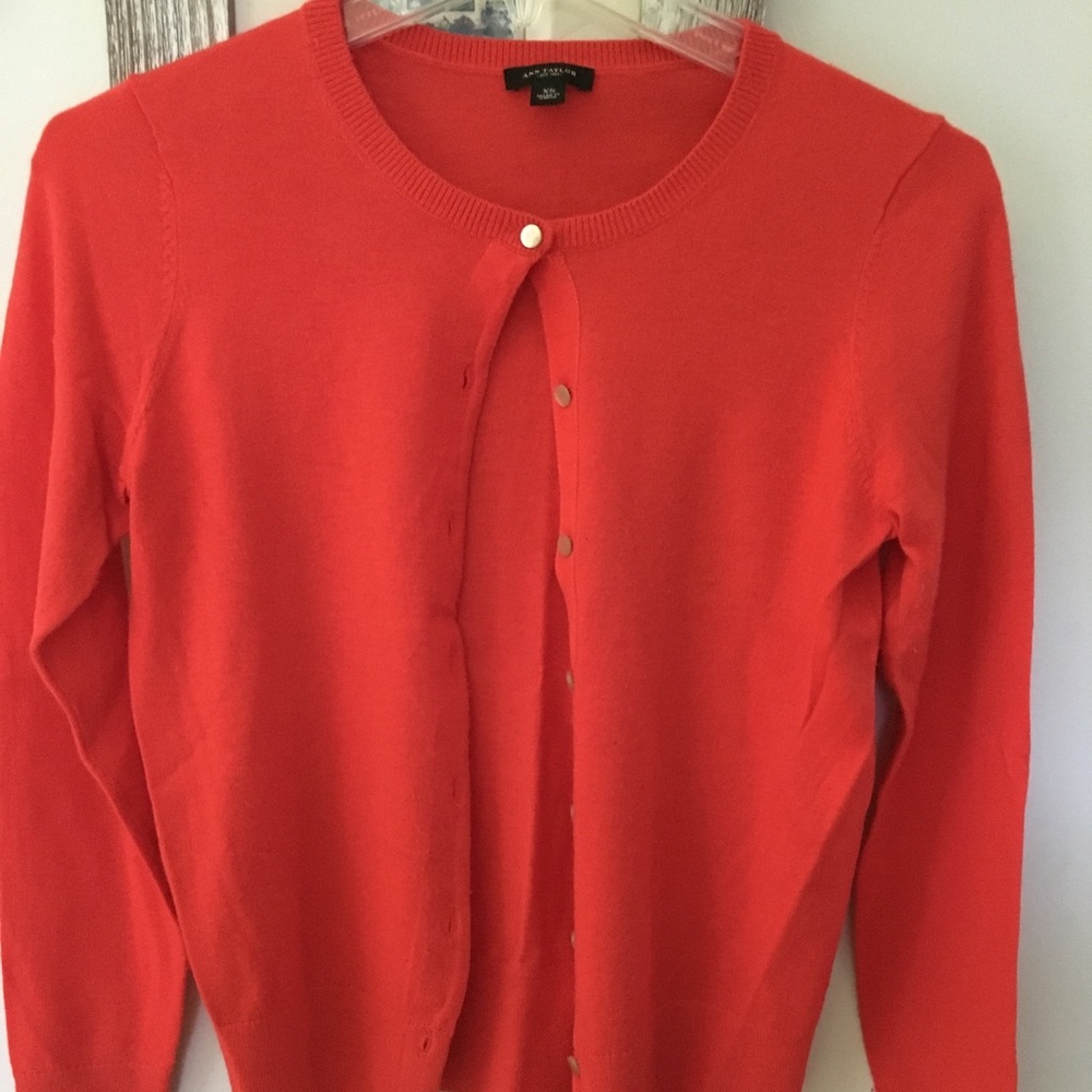 Ann Taylor cardigan